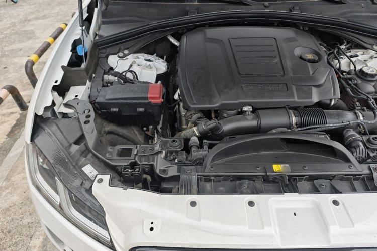 Used Jaguar F-PACE 2024 P250 R-Dynamic SE Engine Bay Right