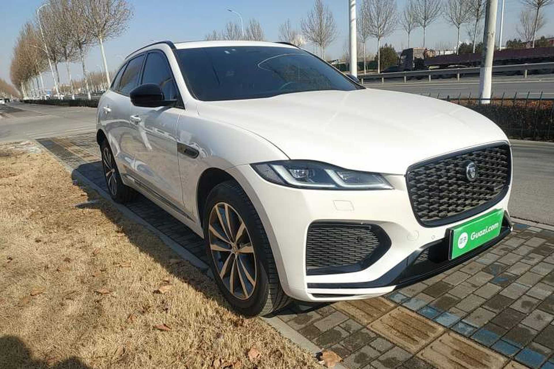 Used Jaguar F-PACE 2024 P250 R-Dynamic SE Exterior 2