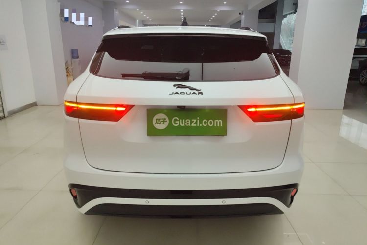 Used Jaguar F-PACE 2024 P250 R-Dynamic SE Exterior 4