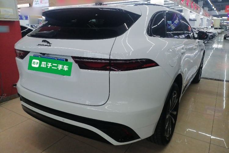 Used Jaguar F-PACE 2024 P250 R-Dynamic SE Exterior 5