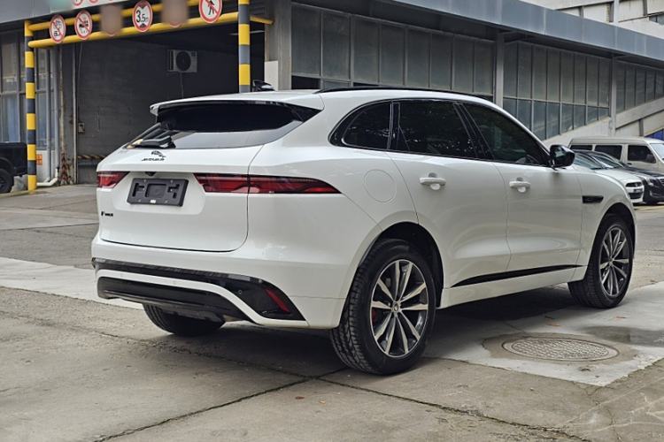 Used Jaguar F-PACE 2024 P250 R-Dynamic SE Exterior 6