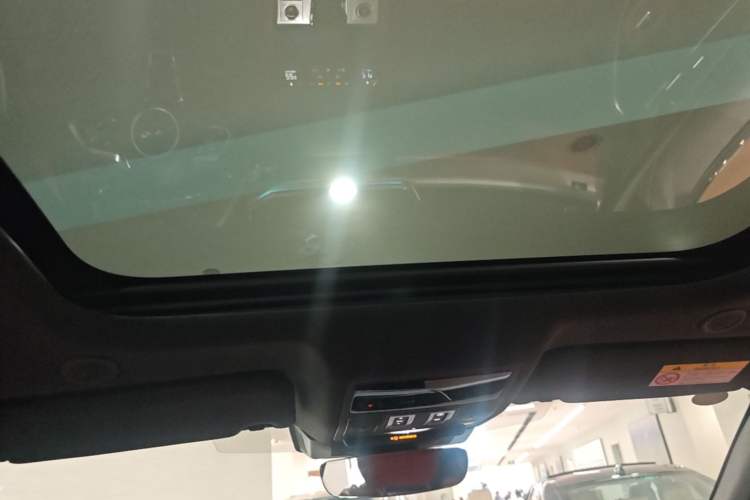 Used Jaguar F-PACE 2024 P250 R-Dynamic SE Headliner