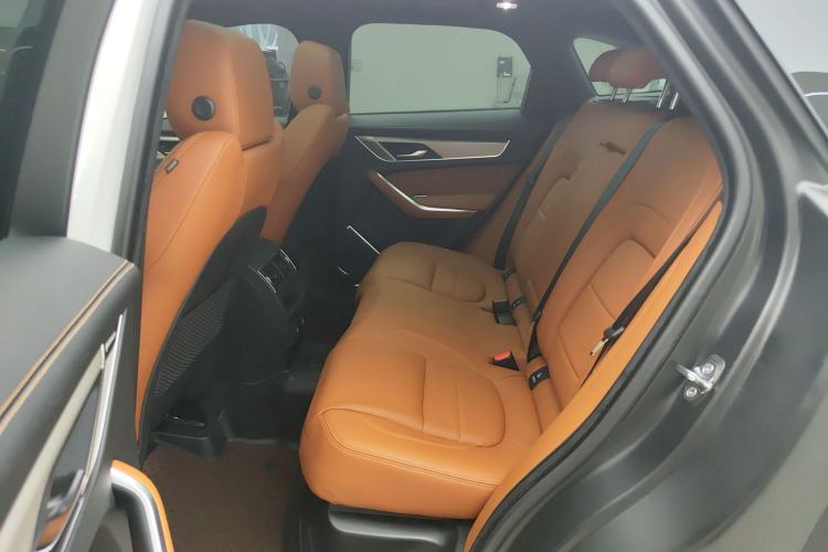Used Jaguar F-PACE 2024 P250 R-Dynamic SE Interior 4