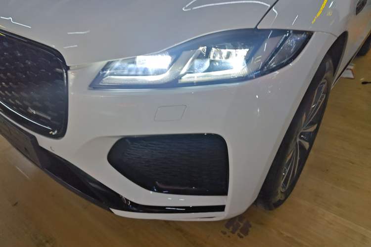 Used Jaguar F-PACE 2024 P250 R-Dynamic SE Left Front Headlight