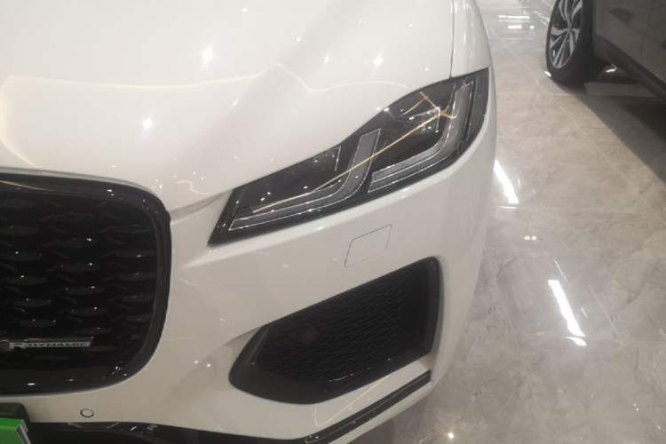 Used Jaguar F-PACE 2024 P250 R-Dynamic SE Left Front Headlight
