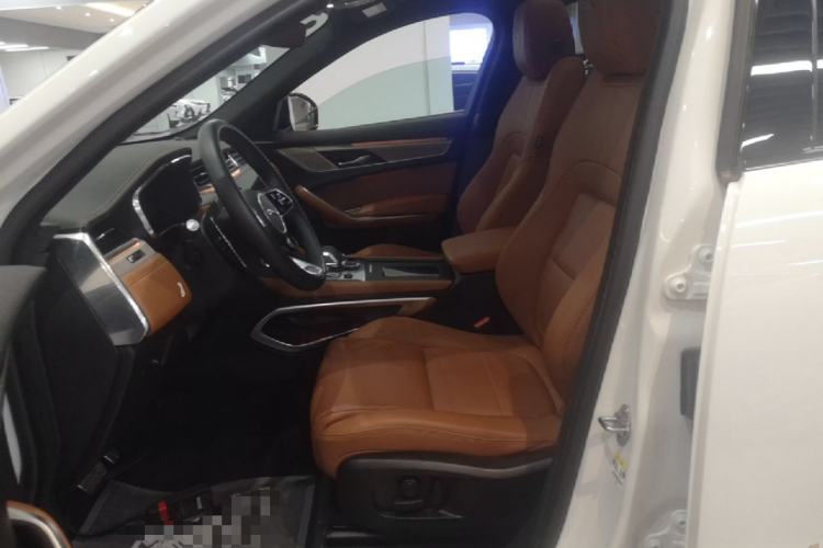 Used Jaguar F-PACE 2024 P250 R-Dynamic SE Left Front Seat