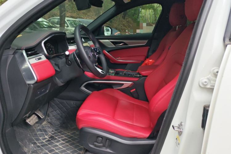 Used Jaguar F-PACE 2024 P250 R-Dynamic SE Left Front Seat