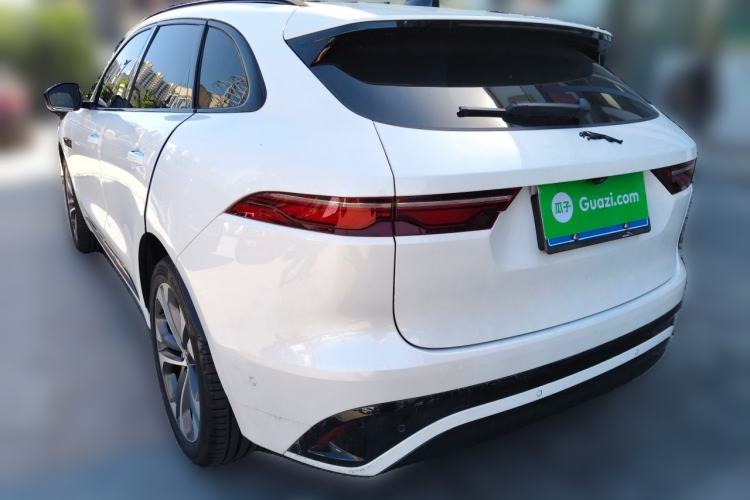 Used Jaguar F-PACE 2024 P250 R-Dynamic HSE Rear Left 45 Deg