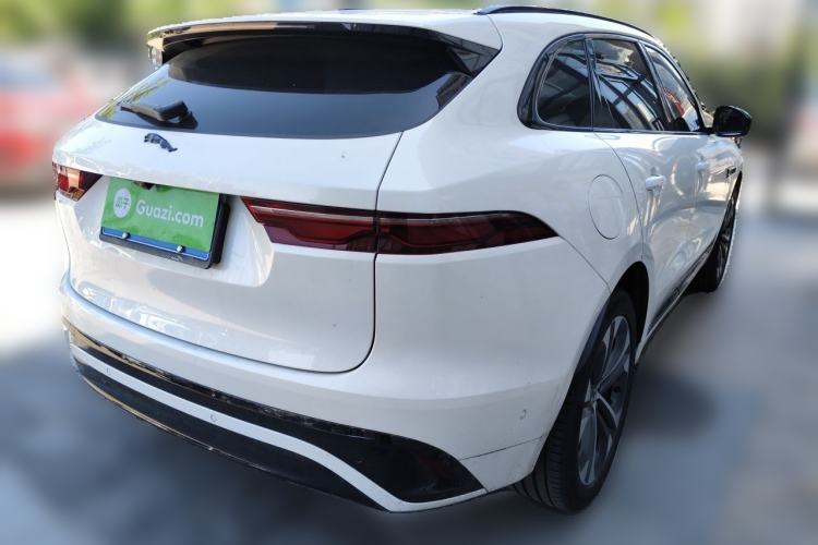 Used Jaguar F-PACE 2024 P250 R-Dynamic HSE Rear Right 45 Deg