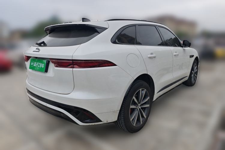 Used Jaguar F-PACE 2024 P250 R-Dynamic SE Rear Right 45 Deg