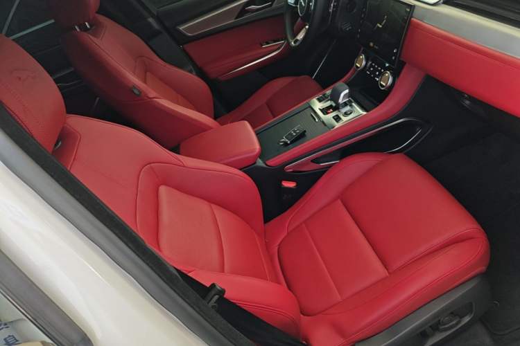 Used Jaguar F-PACE 2024 P250 R-Dynamic SE Right Front Seat
