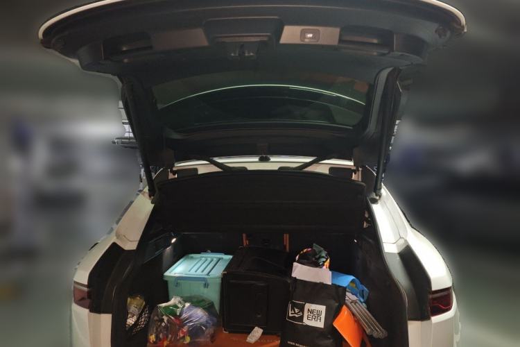 Used Jaguar F-PACE 2024 P250 R-Dynamic SE Trunk