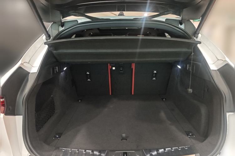 Used Jaguar F-PACE 2024 P250 R-Dynamic SE Trunk