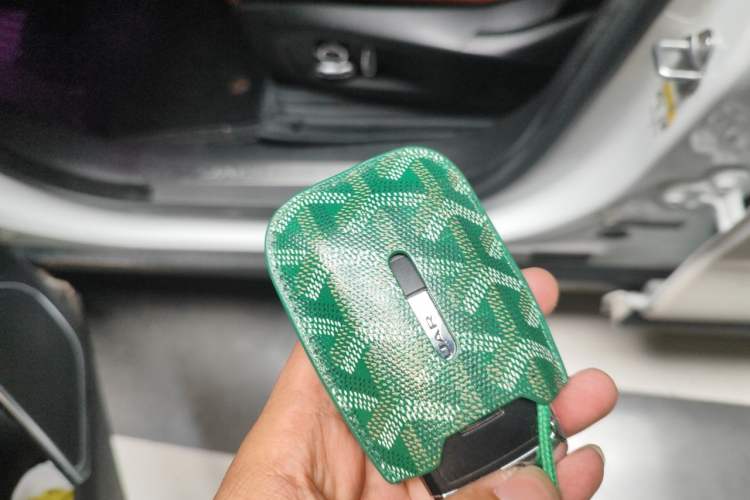 Used Jaguar F-PACE 2024 P250 R-Dynamic SE Vehicle Key