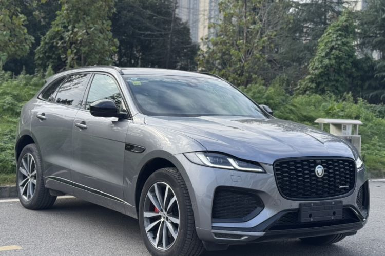 Used Jaguar F-PACE 2025 P250 R-Dynamic SE Exterior 3