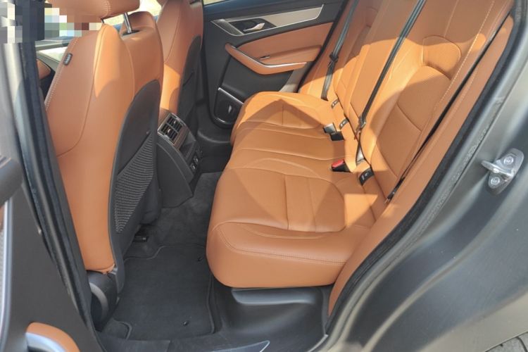 Used Jaguar F-PACE 2025 P250 R-Dynamic SE Left Rear Seat