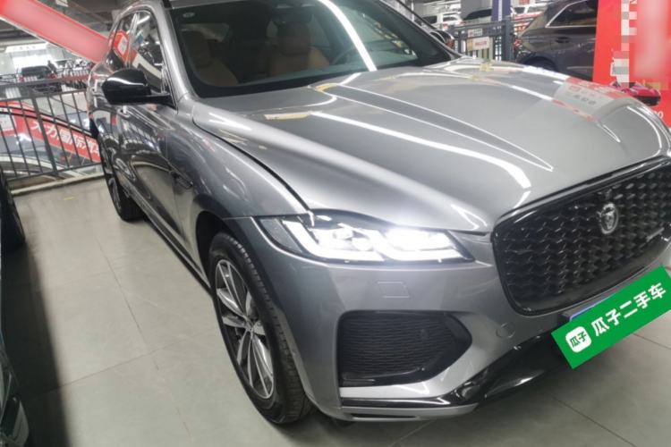 Used Jaguar F-PACE 2025 P250 R-Dynamic SE Exterior 2