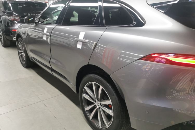 Used Jaguar F-PACE 2025 P250 R-Dynamic SE Exterior 3