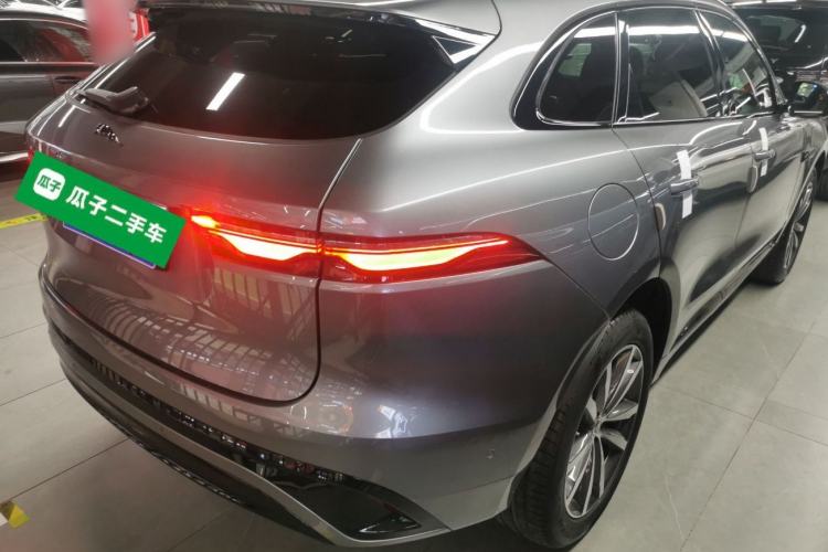 Used Jaguar F-PACE 2025 P250 R-Dynamic SE Exterior 5