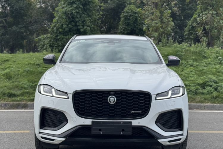 Used Jaguar F-PACE 2025 P250 R-Dynamic SE Exterior 1