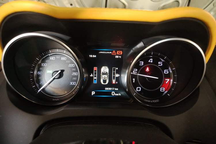 Used Jaguar F-TYPE 2015 3.0 SC Hardtop Version Instrument Cluster