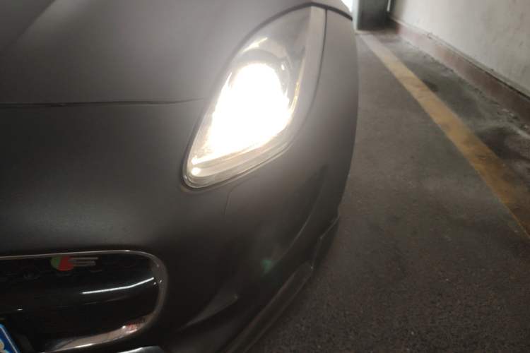 Used Jaguar F-TYPE 2015 3.0 SC Hardtop Version Left Front Headlight