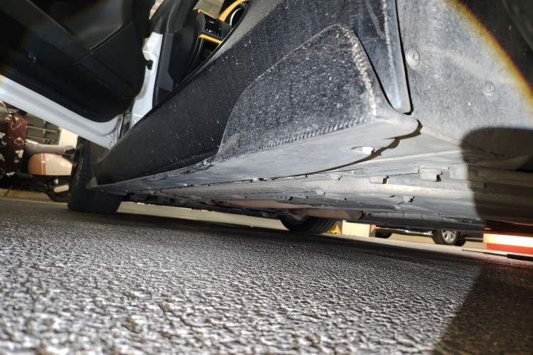 Used Jaguar F-TYPE 2015 3.0 SC Hardtop Version Left Side Sill