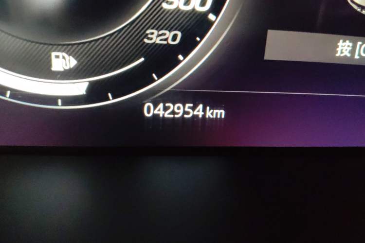 Used Jaguar F-TYPE 2021 P380 All-Wheel-Drive R-Dynamic Hardtop Version Odometer Close Up