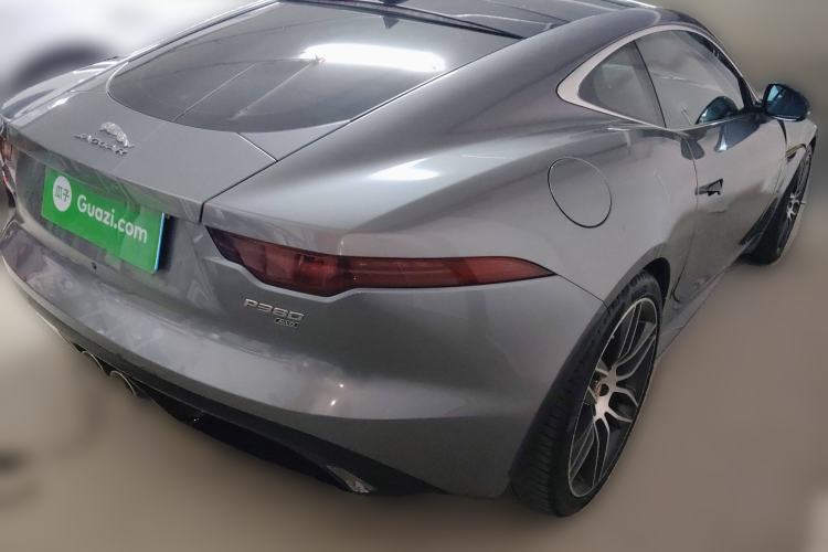 Used Jaguar F-TYPE 2021 P380 All-Wheel-Drive R-Dynamic Hardtop Version Rear Right 45 Deg