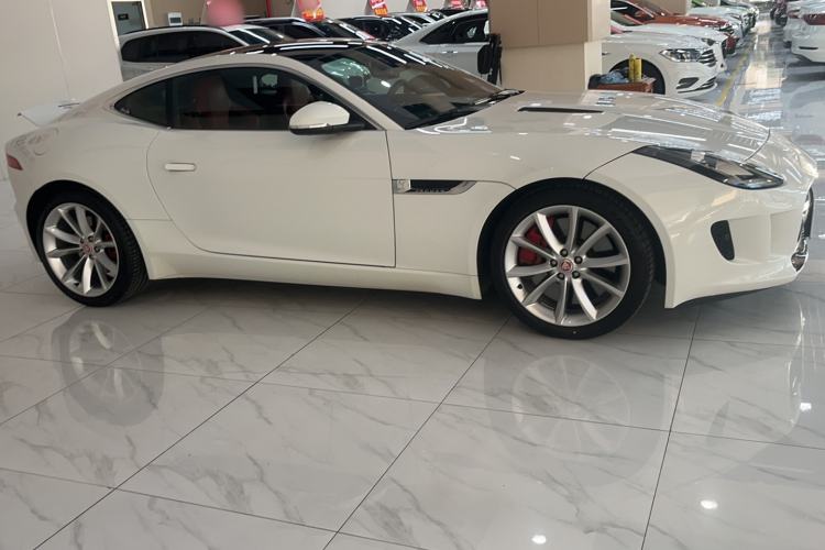 Used Jaguar F-TYPE 2015 3.0 SC S Hardtop Version Exterior 2