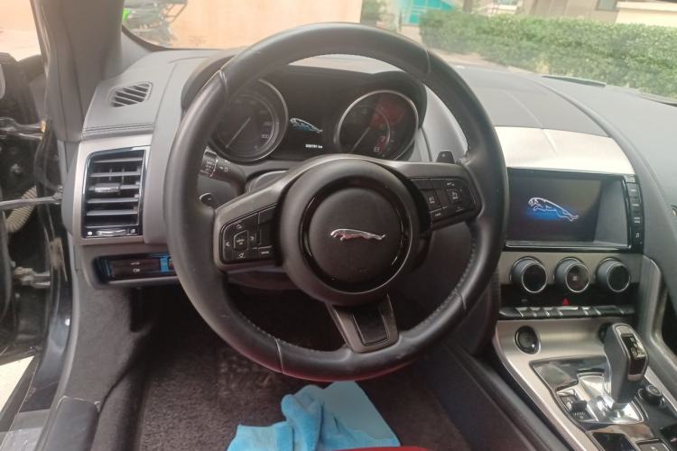 Used Jaguar F-TYPE 2013 3.0 SC Convertible Edition Steering Wheel