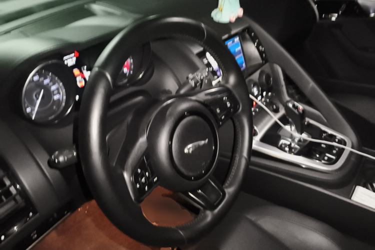 Used Jaguar F-TYPE 2013 3.0 SC Convertible Edition Steering Wheel