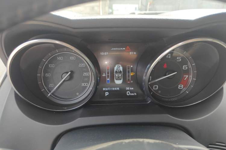 Used Jaguar F-TYPE 2013 3.0 SC Convertible Edition Instrument Cluster