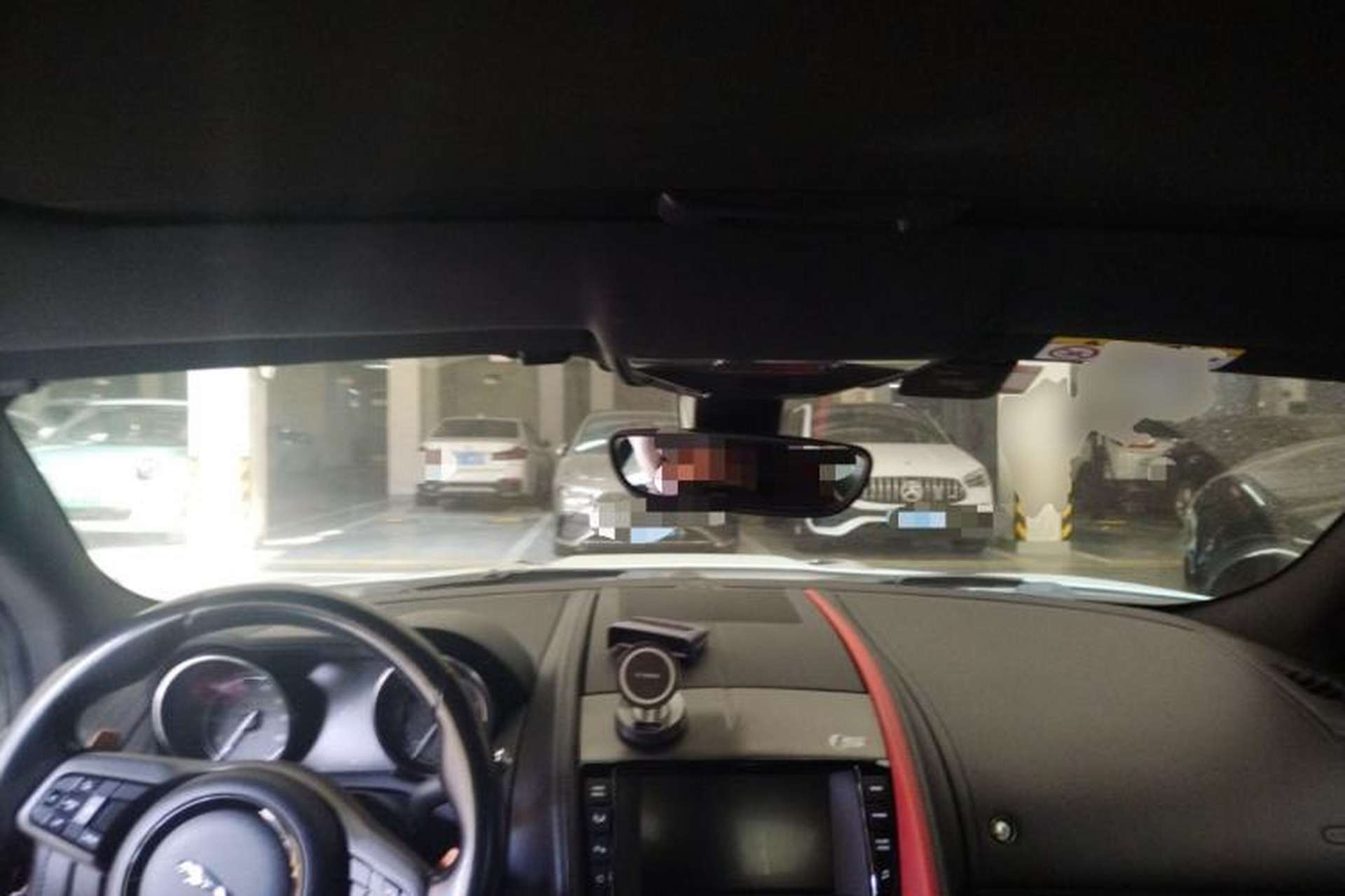 Used Jaguar F-TYPE 2015 3.0 SC Hardtop Version Center Console