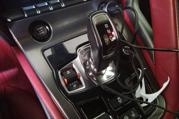 Used Jaguar F-TYPE 2015 3.0 SC Hardtop Version Gear Lever