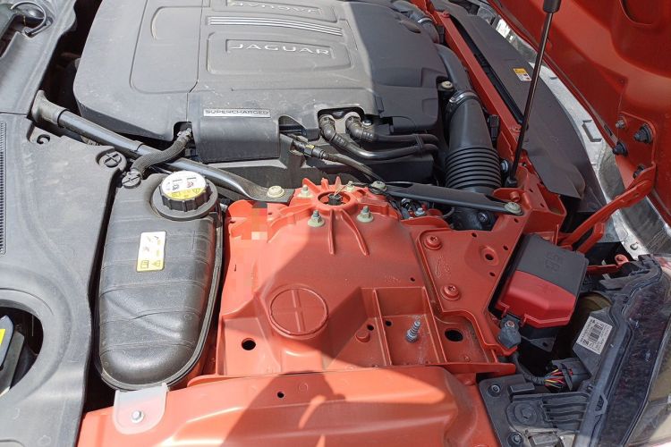 Used Jaguar F-TYPE 2015 3.0 SC S Hardtop Version Engine Bay Right