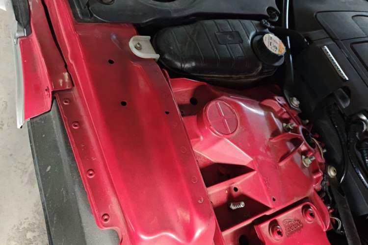 Used Jaguar F-TYPE 2015 3.0 SC Hardtop Version Engine Bay Right