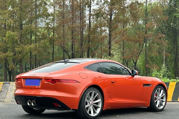 Used Jaguar F-TYPE 2015 3.0 SC S Hardtop Version Exterior 5