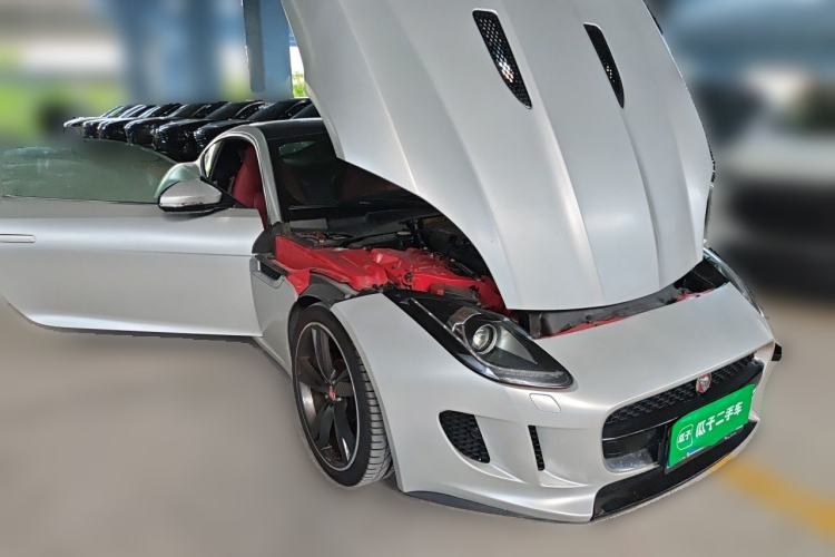 Used Jaguar F-TYPE 2015 3.0 SC Hardtop Version Front Right 45 Deg