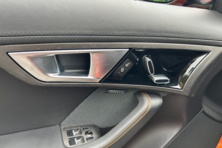 Used Jaguar F-TYPE 2015 3.0 SC S Hardtop Version Interior 11