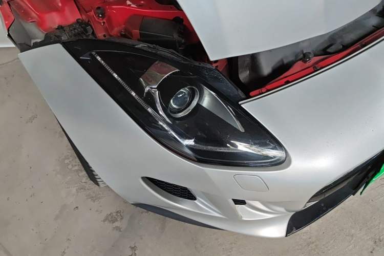 Used Jaguar F-TYPE 2015 3.0 SC Hardtop Version Right Front Headlight