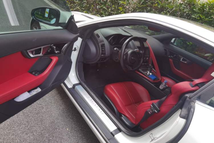 Used Jaguar F-TYPE 2015 3.0 SC S Hardtop Version Driver Seat