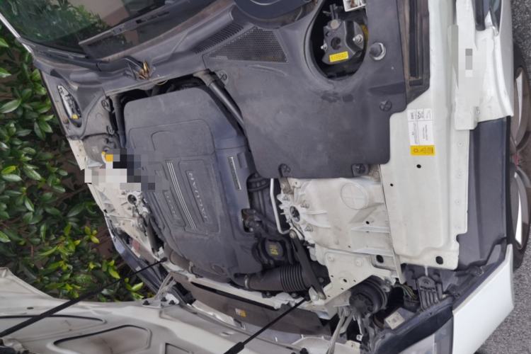 Used Jaguar F-TYPE 2015 3.0 SC S Hardtop Version Engine Bay