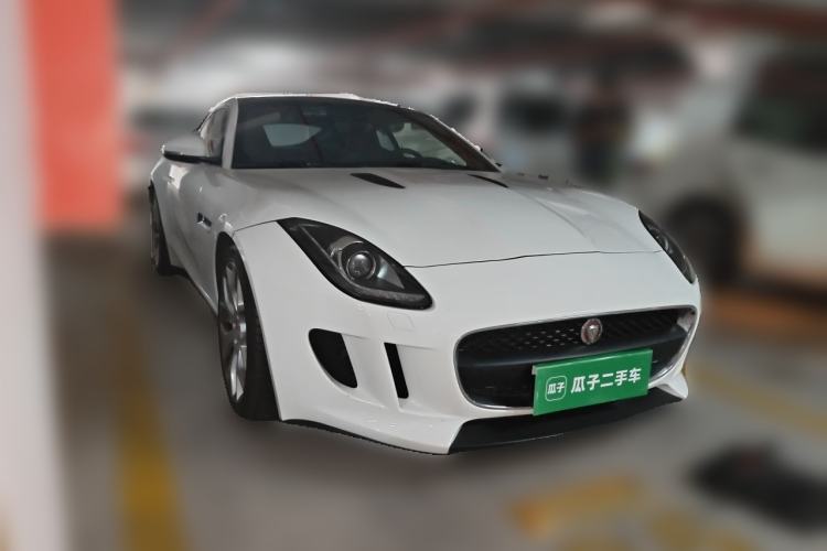 Used Jaguar F-TYPE 2015 3.0 SC Hardtop Version Front Right 45 Deg