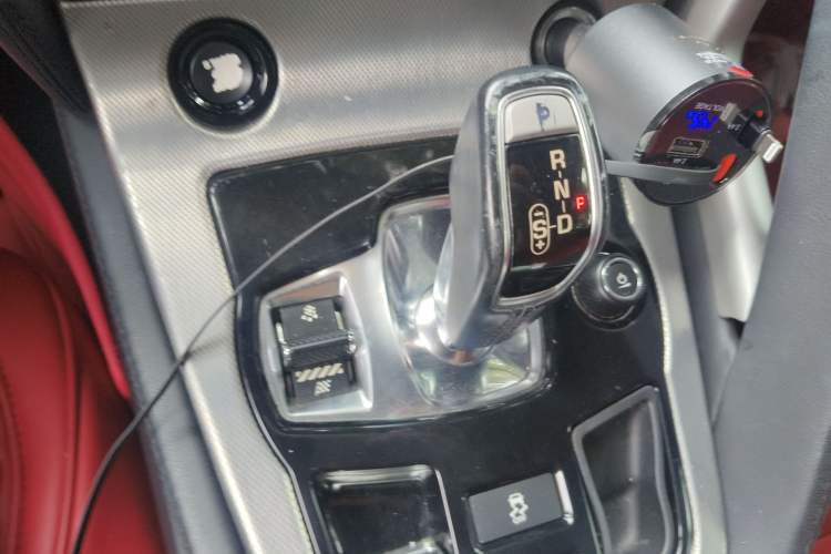 Used Jaguar F-TYPE 2015 3.0 SC Hardtop Version Gear Lever