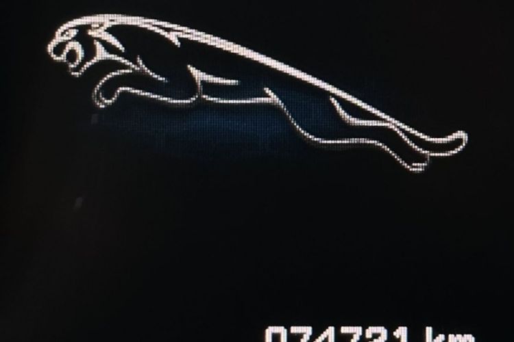 Used Jaguar F-TYPE 2015 3.0 SC S Hardtop Version Interior 8