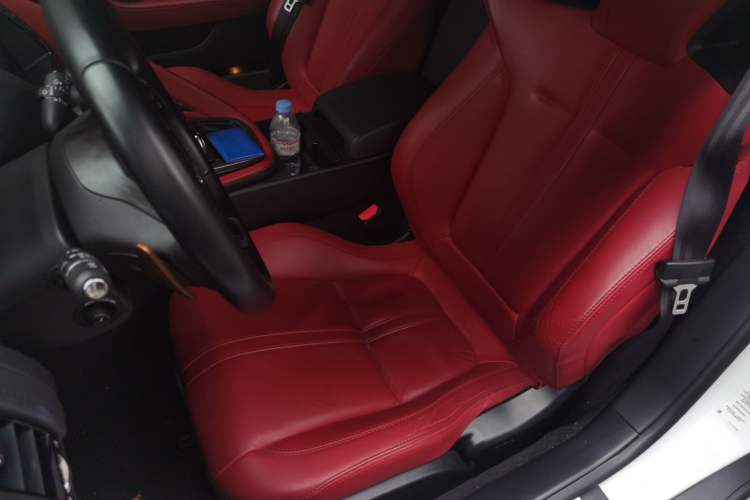 Used Jaguar F-TYPE 2015 3.0 SC S Hardtop Version Left Front Seat