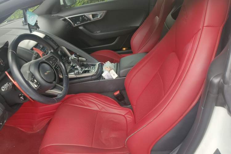 Used Jaguar F-TYPE 2015 3.0 SC Hardtop Version Left Front Seat