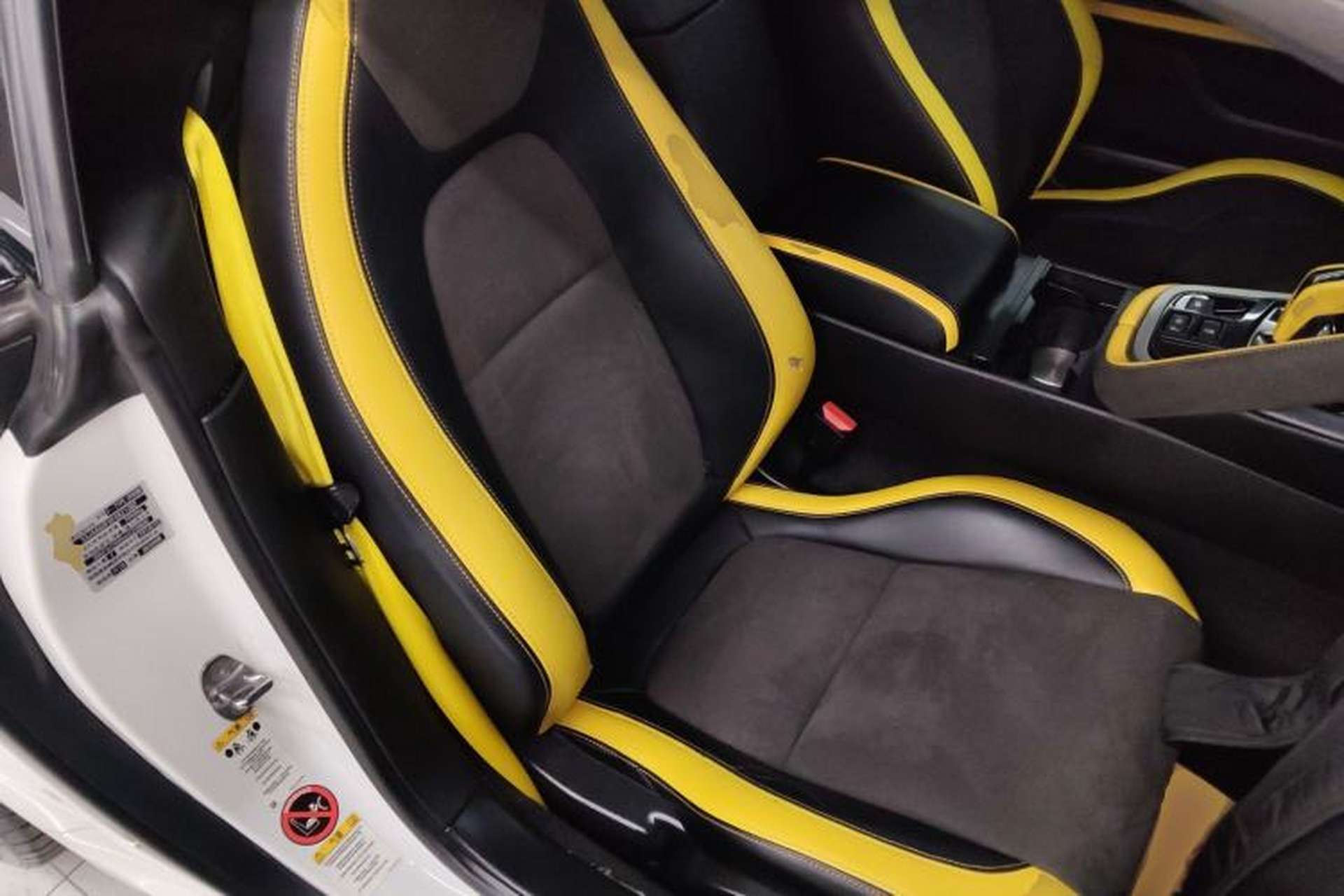 Used Jaguar F-TYPE 2015 3.0 SC Hardtop Version Right Front Seat