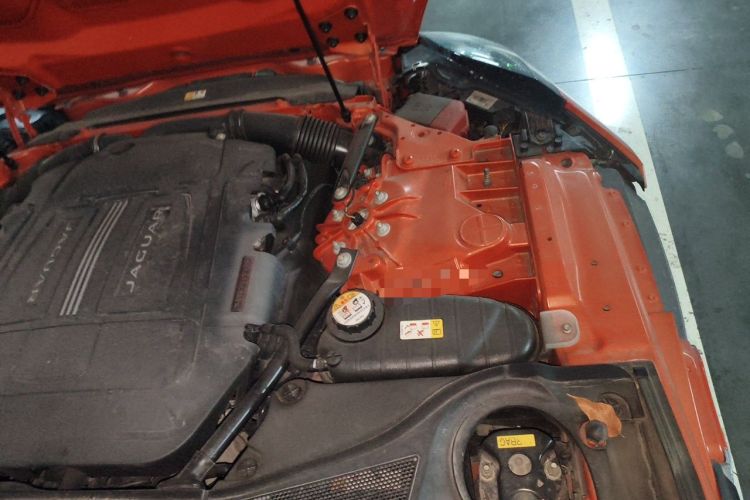 Used Jaguar F-TYPE 2015 3.0 SC S Hardtop Version Engine Bay Left